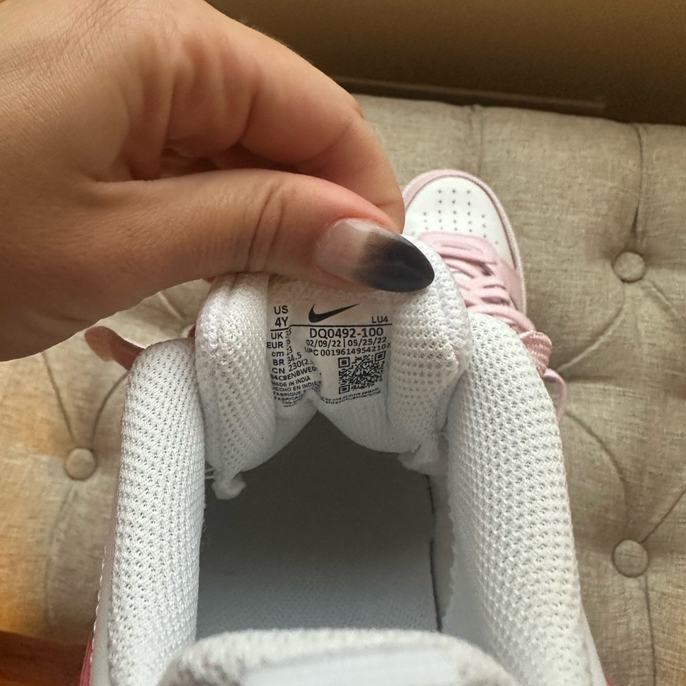Nike Light Pink and White Sneakers - Picture 4 of 5